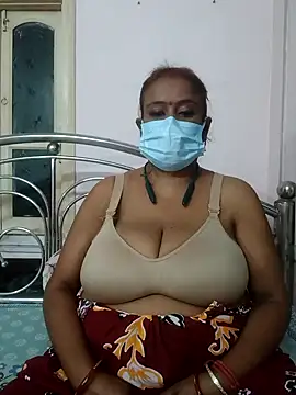 Snapshot of Barna_Love chatting on 31, 10, 2025 Barna Love online show from 31, 10, 2025