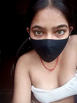 Snapshot of Snehabeauti chatting on 9, 10, 2025 Snehabeauti online show from 9, 10, 2025