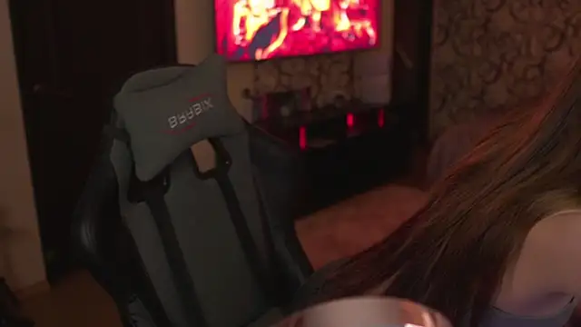 Snapshot of lis_silver chatting on 29, 10, 2025 lis silver online show from 29, 10, 2025