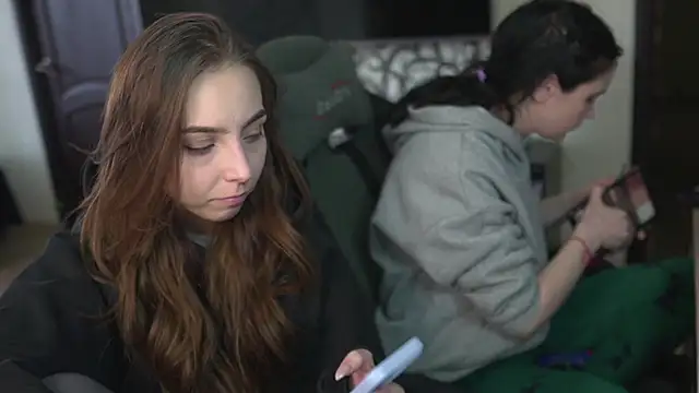 Snapshot of lis_silver chatting on 14, 1, 2026 lis silver online show from 14, 1, 2026