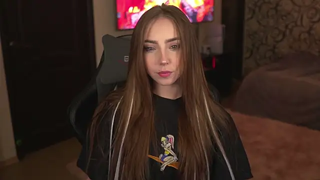 Snapshot of lis_silver chatting on 30, 11, 2025 lis silver online show from 30, 11, 2025