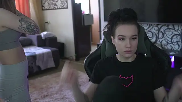 Snapshot of lis_silver chatting on 10, 2, 2026 lis silver online show from 10, 2, 2026