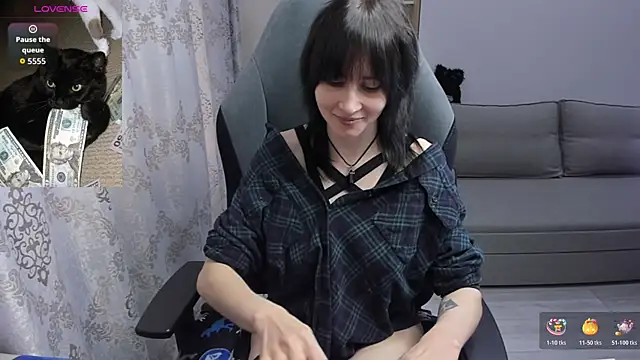 Snapshot of MistyDark chatting on 13, 5, 2026 MistyDark online show from 13, 5, 2026
