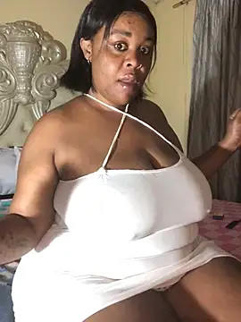 Snapshot of KINKYBOOTI22 chatting on 2, 6, 2026 KINKYBOOTI22 online show from 2, 6, 2026