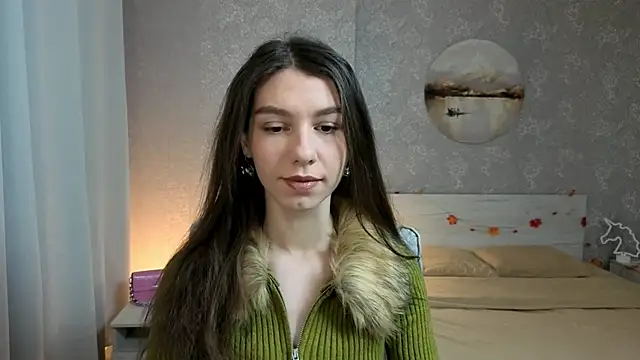 Snapshot of KellyShines chatting on 17, 12, 2025 KellyShines online show from 17, 12, 2025