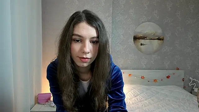 Snapshot of KellyShines chatting on 30, 11, 2025 KellyShines online show from 30, 11, 2025