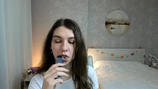 Snapshot of KellyShines chatting on 29, 11, 2025 KellyShines online show from 29, 11, 2025