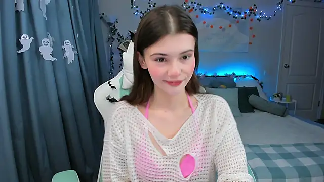 Zoe Vee online show from 2, 11, 2025