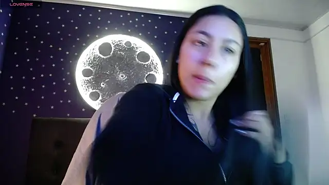 Megara 25 online show from 9, 4, 2026