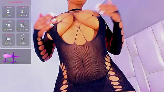 AmberMoss1 online show from 1, 10, 2025