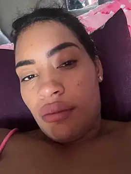 AmberMoss1 online show from 12, 4, 2026