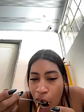 AmberMoss1 online show from 13, 9, 2025