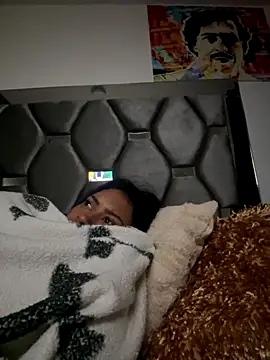 AmberMoss1 online show from 21, 10, 2025