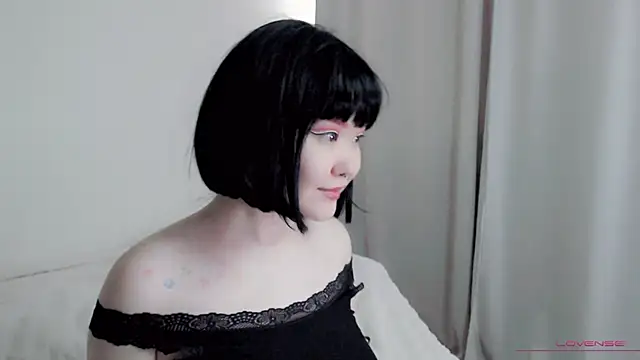 tsunade chan online show from 23, 10, 2025