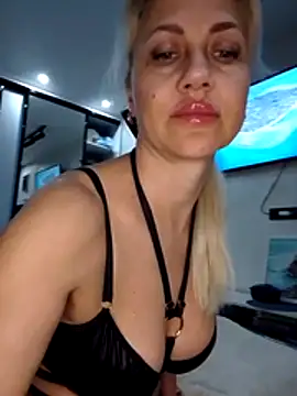 KissMiSveet online show from 26, 3, 2026