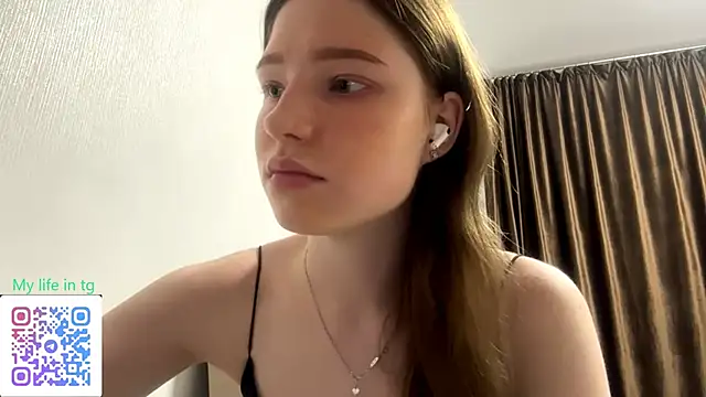 GwenFay online show from 26, 9, 2025