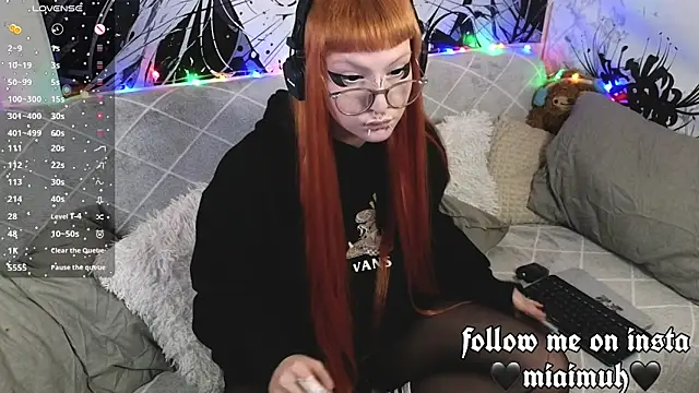 mia  yui online show from 5, 2, 2026