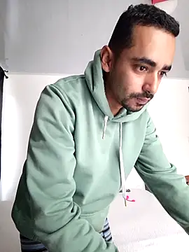 stivenlujan69 online show from 16, 11, 2025