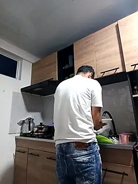 stivenlujan69 online show from 30, 11, 2025