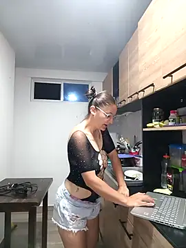 stivenlujan69 online show from 20, 9, 2025