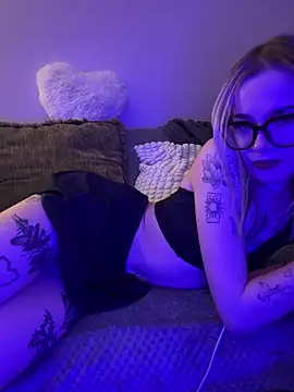 marnemzavar444 online show from 27, 11, 2025