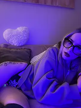 marnemzavar444 online show from 21, 11, 2025