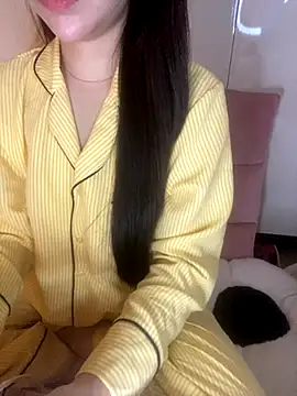 Snapshot of RubyBerry chatting on 27, 11, 2025 RubyBerry online show from 27, 11, 2025