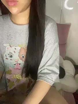 Snapshot of RubyBerry chatting on 11, 11, 2025 RubyBerry online show from 11, 11, 2025