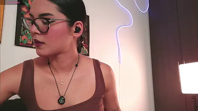 Aurorabeck  online show from 21, 3, 2026