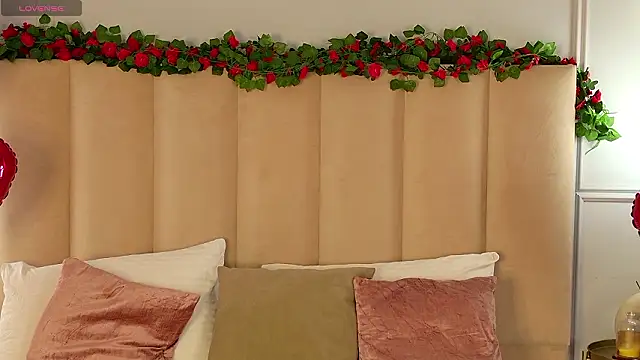 AdoraCortes online show from 10, 2, 2026