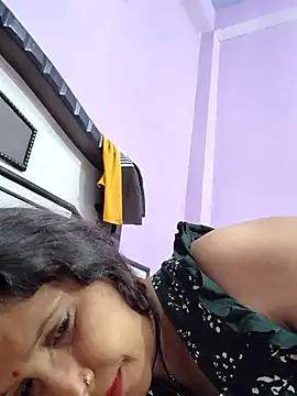 Snapshot of Sonalihot_ chatting on 8, 7, 2026 Sonalihot online show from 8, 7, 2026
