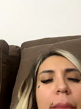 Princess-Jasmine07 online show from 11, 11, 2025