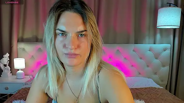 Marie Ellie online show from 7, 10, 2025