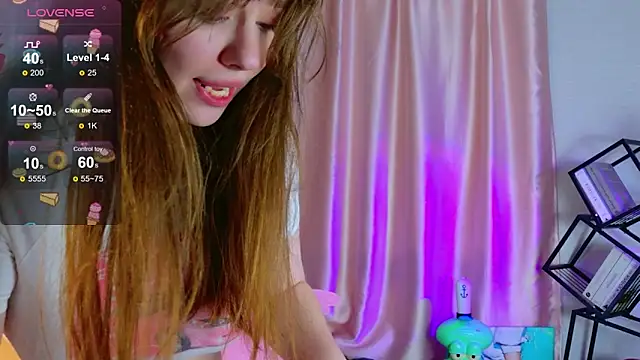 Snapshot of Moon__Bunny chatting on 8, 5, 2026 Moon Bunny online show from 8, 5, 2026