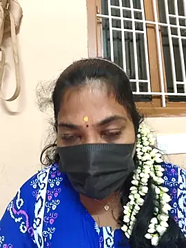 Snapshot of Tamil_Mithra chatting on 4, 11, 2025 Tamil Mithra online show from 4, 11, 2025