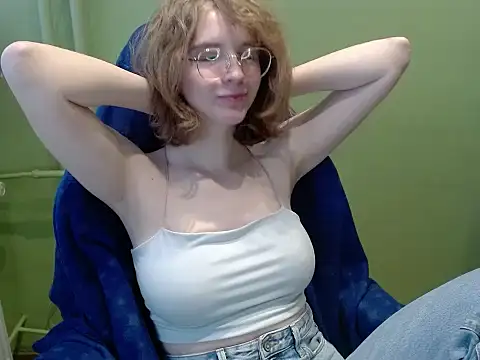 juicyPenny online show from 9, 1, 2026