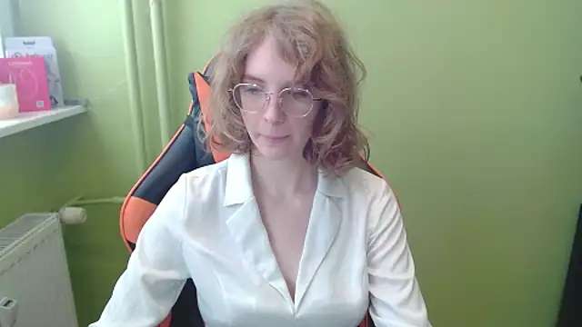 juicyPenny online show from 6, 1, 2026