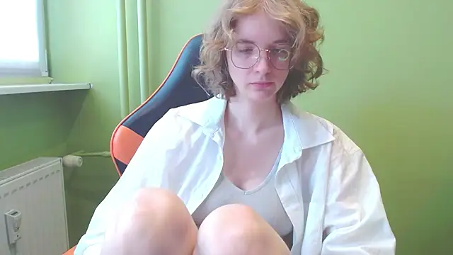 juicyPenny online show from 5, 5, 2026
