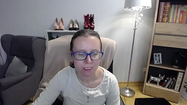 sweetxLizzy online show from 13, 10, 2025