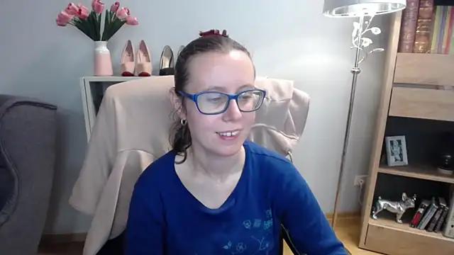 sweetxLizzy online show from 2, 12, 2025