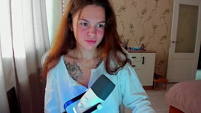 yourdreamm  online show from 2, 10, 2025
