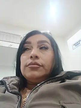 Snapshot of Naomi_Braunx chatting on 4, 7, 2026 Naomi Braunx online show from 4, 7, 2026