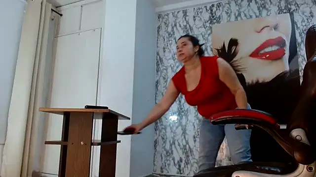 mariani smith online show from 8, 10, 2025