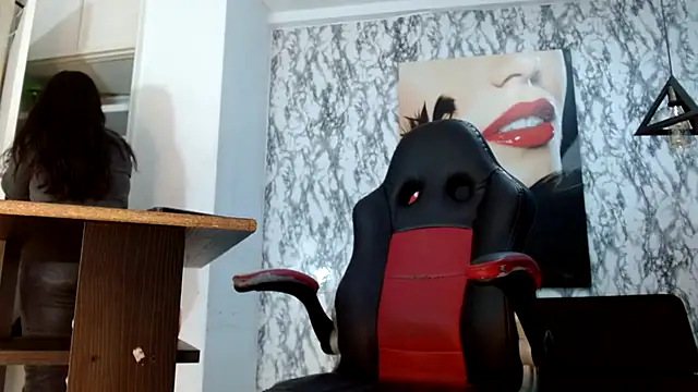 mariani smith online show from 19, 11, 2025