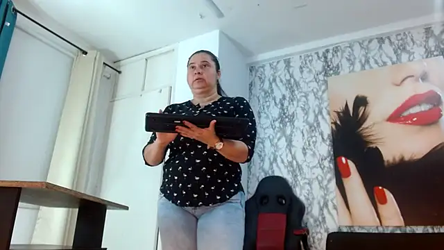 mariani smith online show from 18, 10, 2025