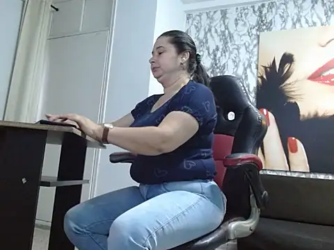 mariani smith online show from 4, 10, 2025
