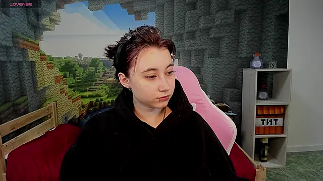 ClaraParks online show from 21, 4, 2026