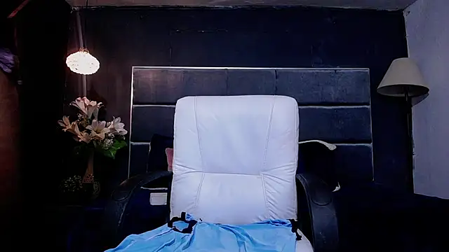 Snapshot of blackbignude chatting on 25, 10, 2025 blackbignude online show from 25, 10, 2025