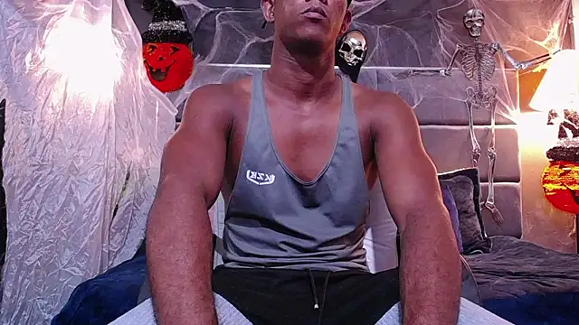 Snapshot of blackbignude chatting on 31, 10, 2025 blackbignude online show from 31, 10, 2025