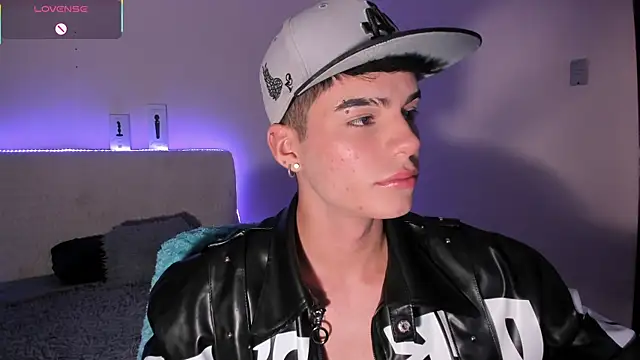 Dulcey  online show from 22, 4, 2026